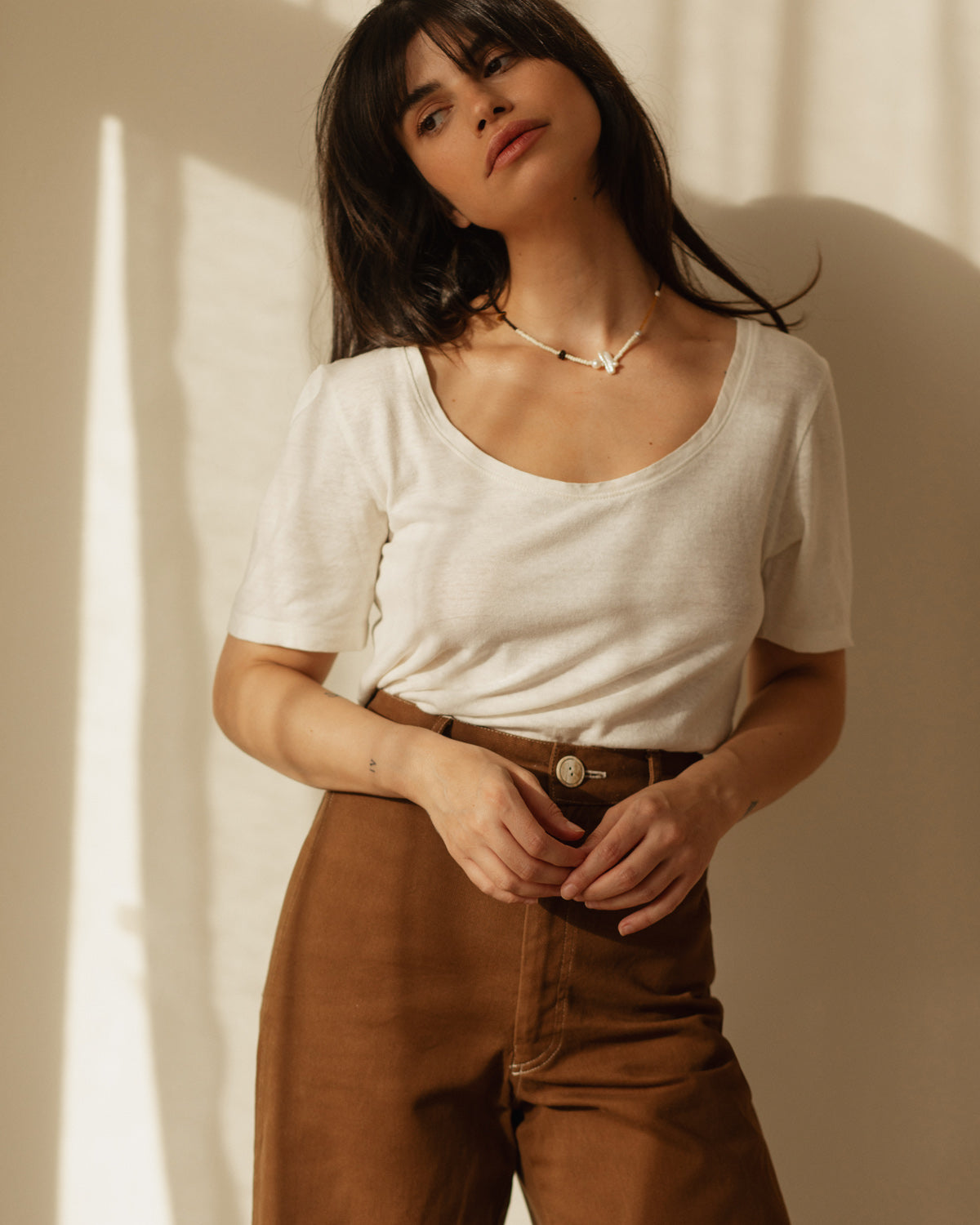 hemp t-shirt with wide neckline in ivory