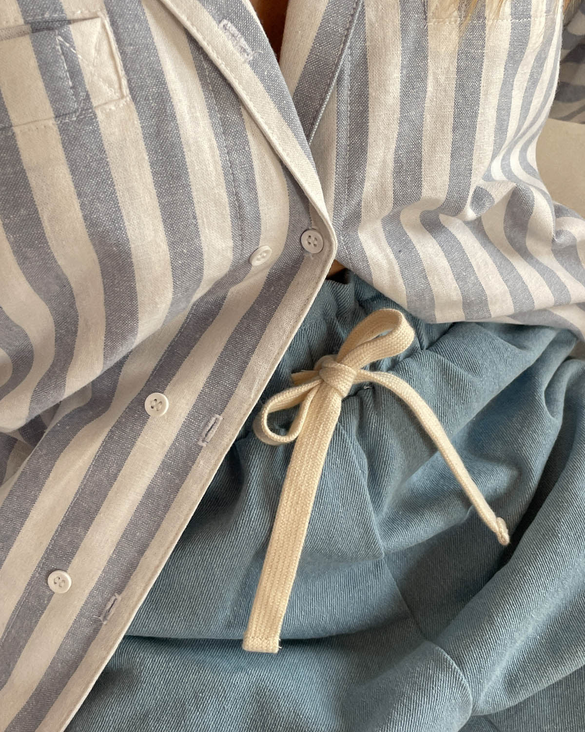 paperbag waist shorts in light denim