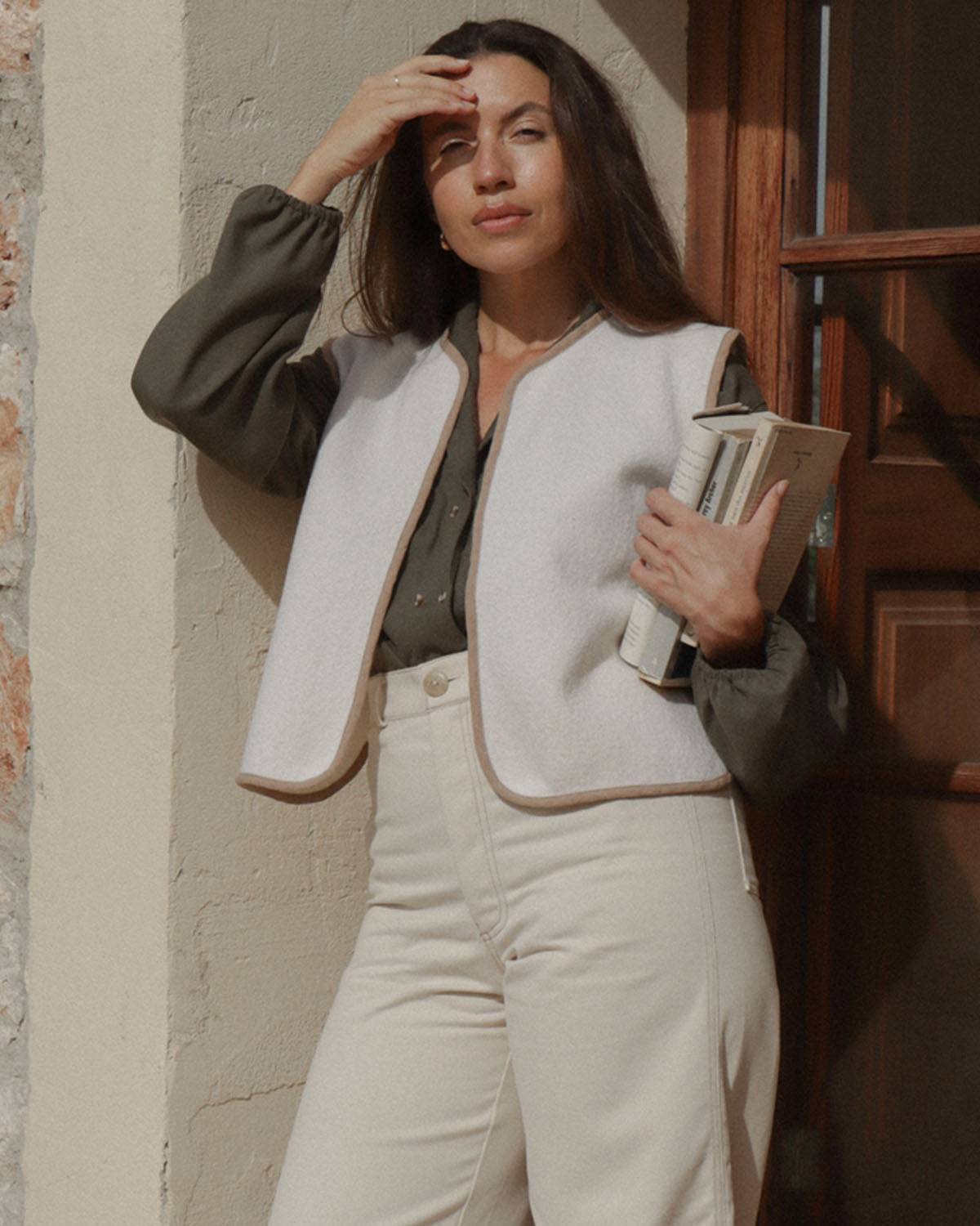 vanilla-coloured wool vest with tie