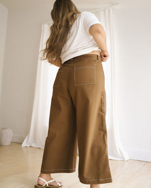 high-waisted wide leg pants in brown