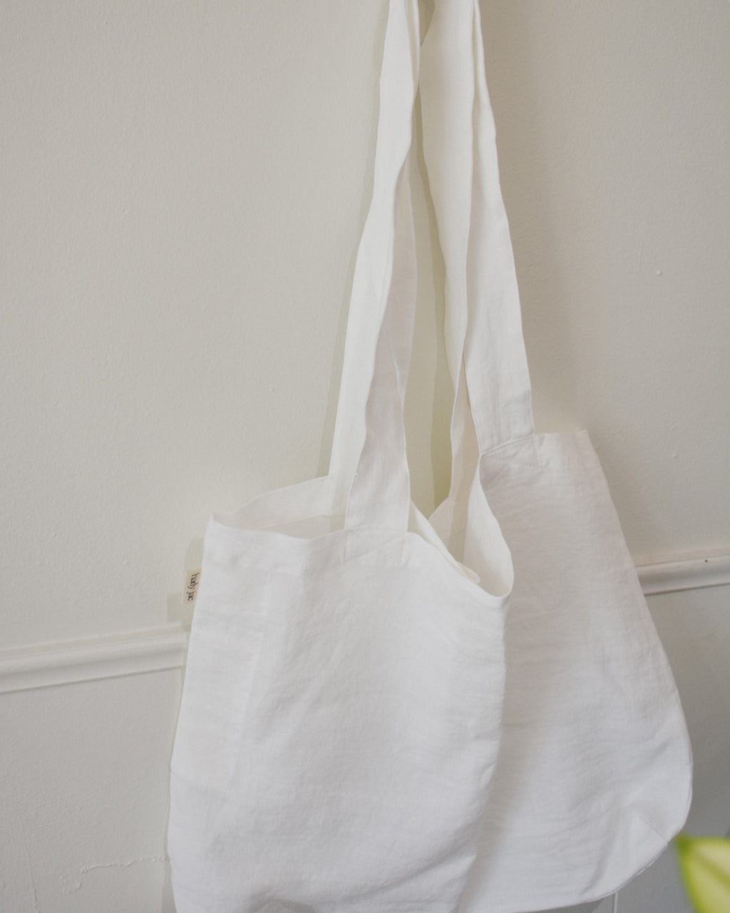 ZW Tote | White