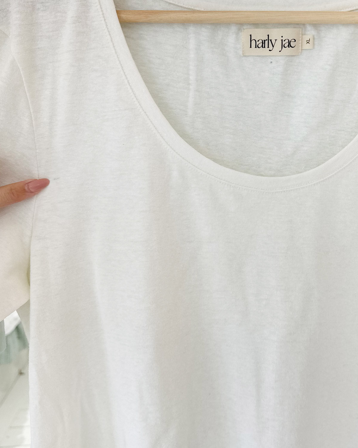 Imperfect | hj tee | Ivory | XL