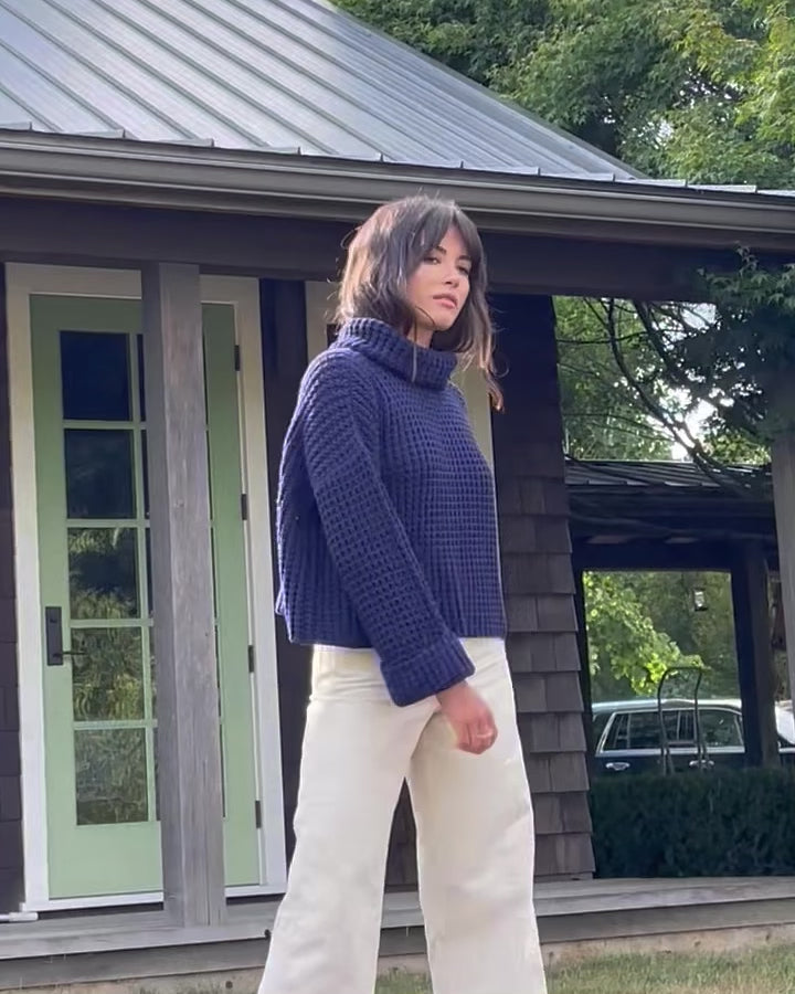 Les Alpes Sweater | Navy