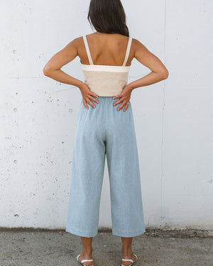 light denim wide-leg, cropped pants with elastic waistband