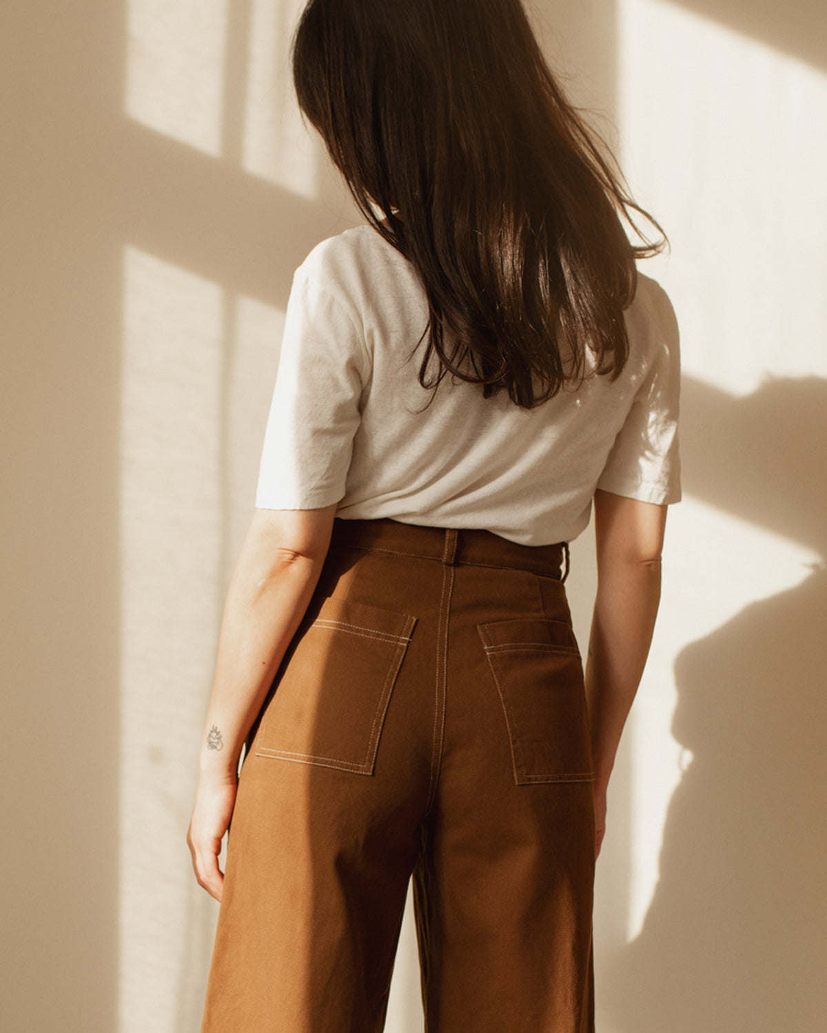 hemp t-shirt with wide neckline in ivory