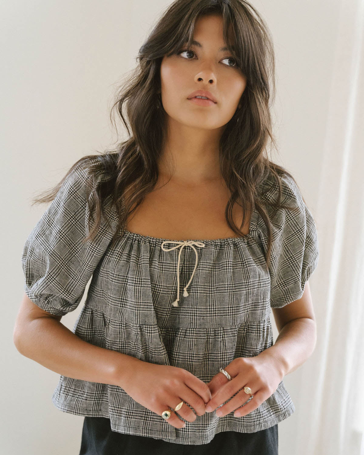 puff sleeve blouse in houndstooth pattern
